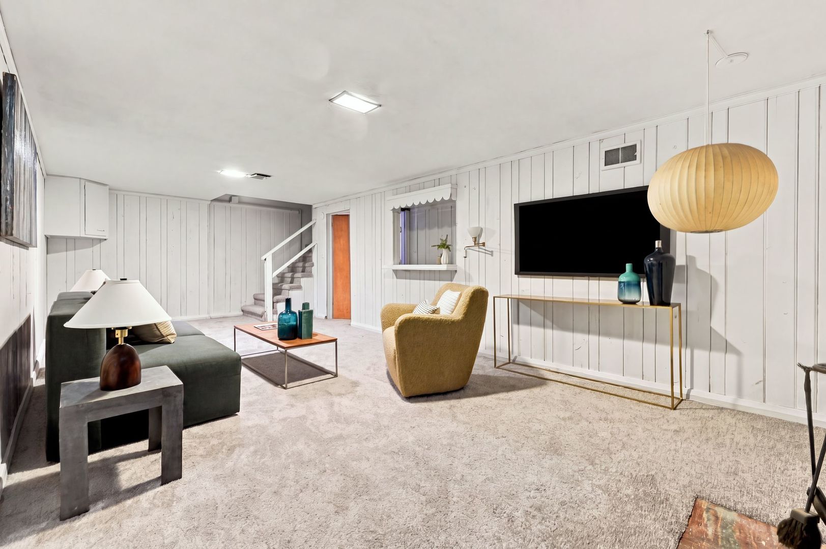 2111 Lincolnwood Drive