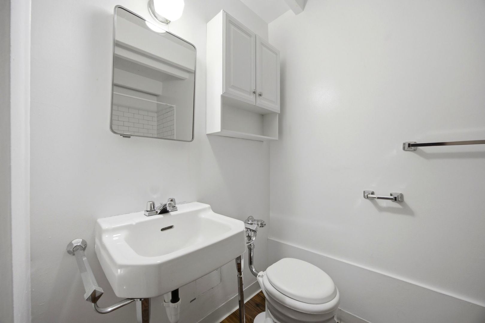 1862 Sherman Avenue Unit: 1NW