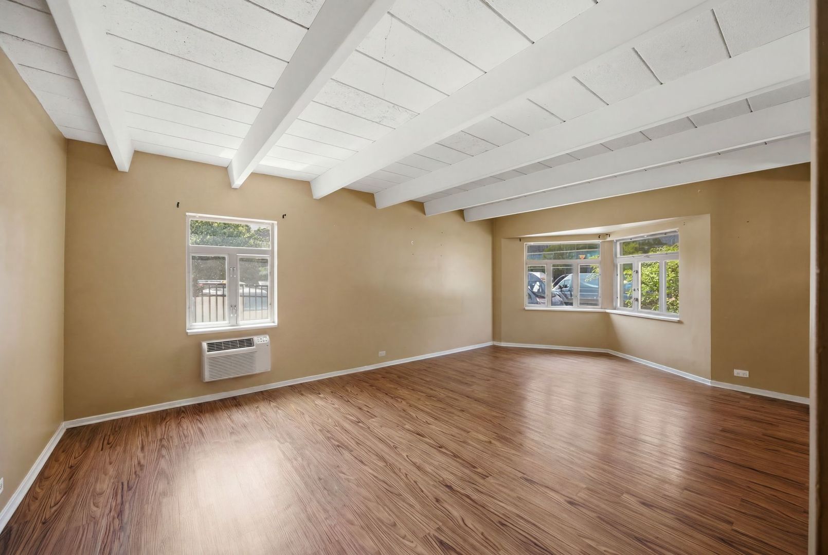 1862 Sherman Avenue Unit: 1NW