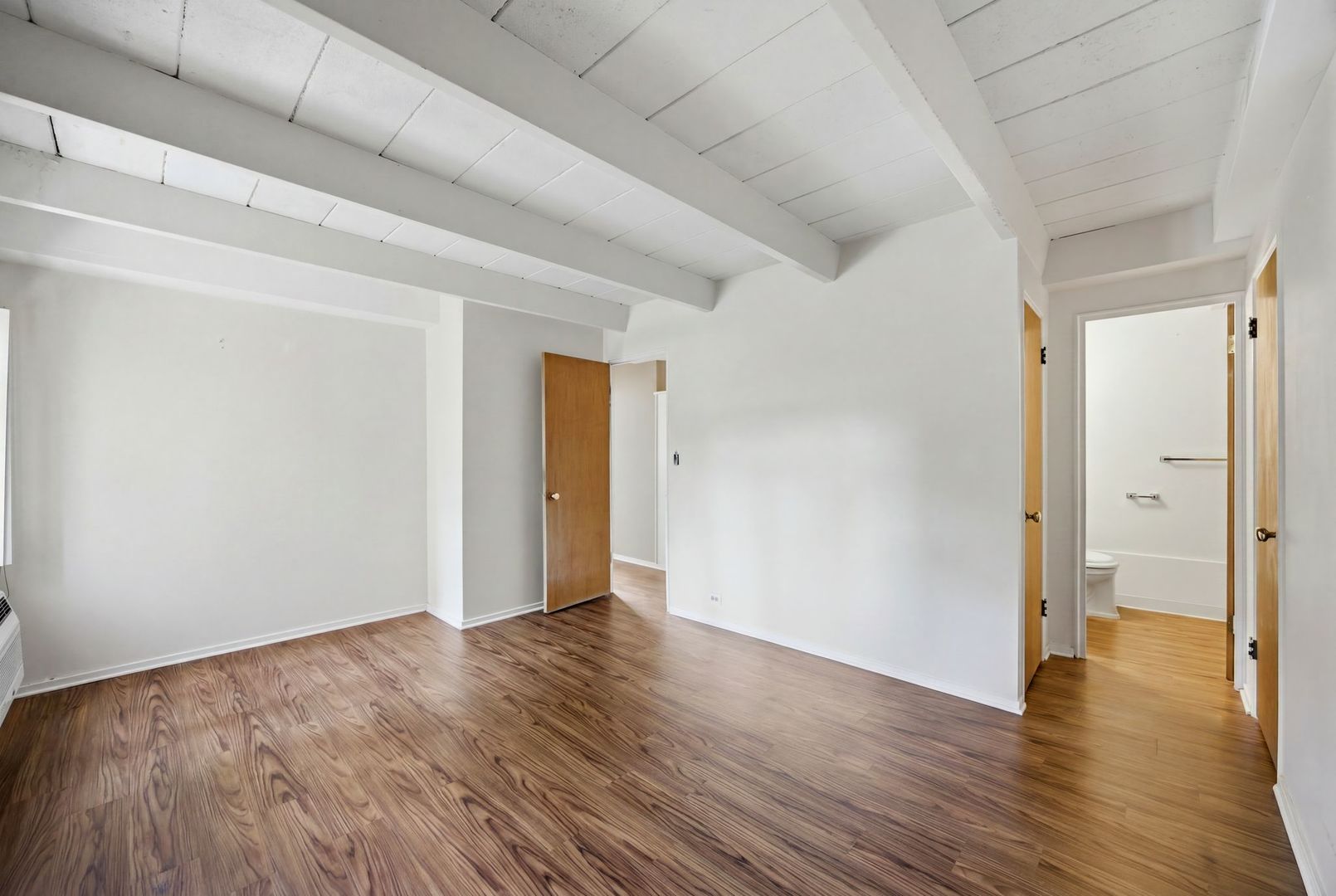 1862 Sherman Avenue Unit: 1NW