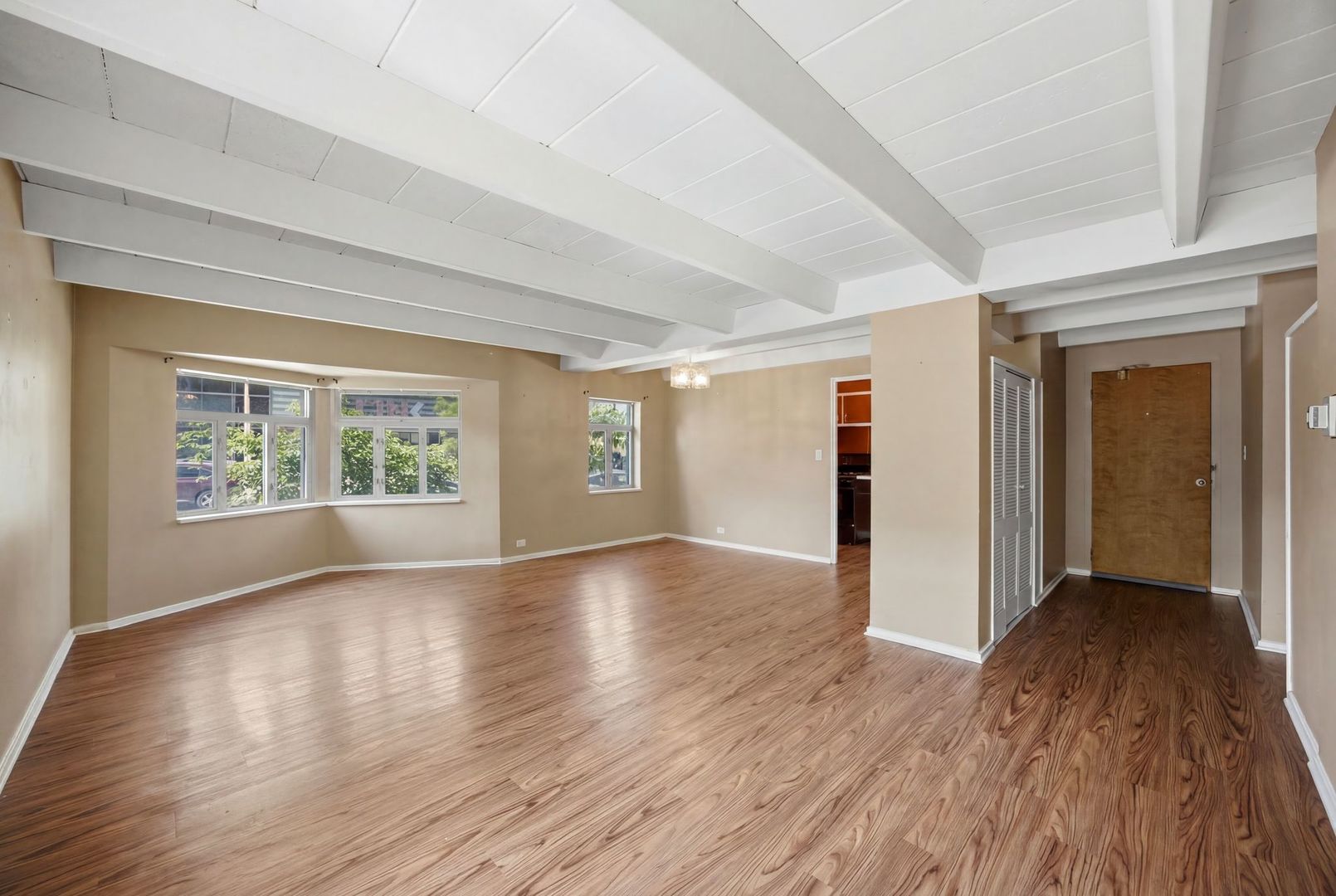 1862 Sherman Avenue Unit: 1NW