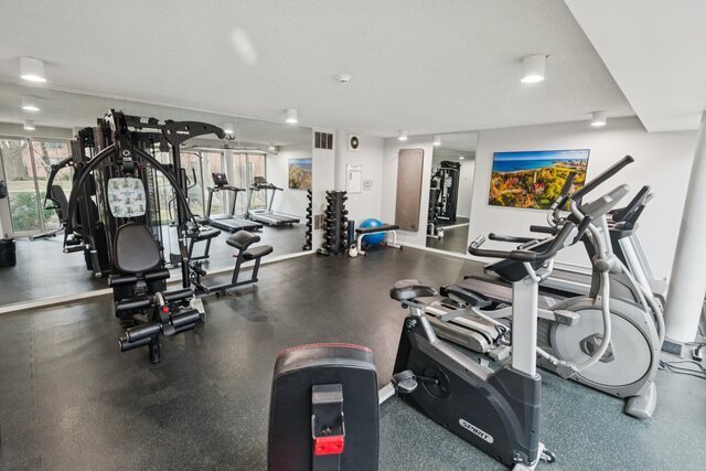 2525 Wellington Court Unit: 302