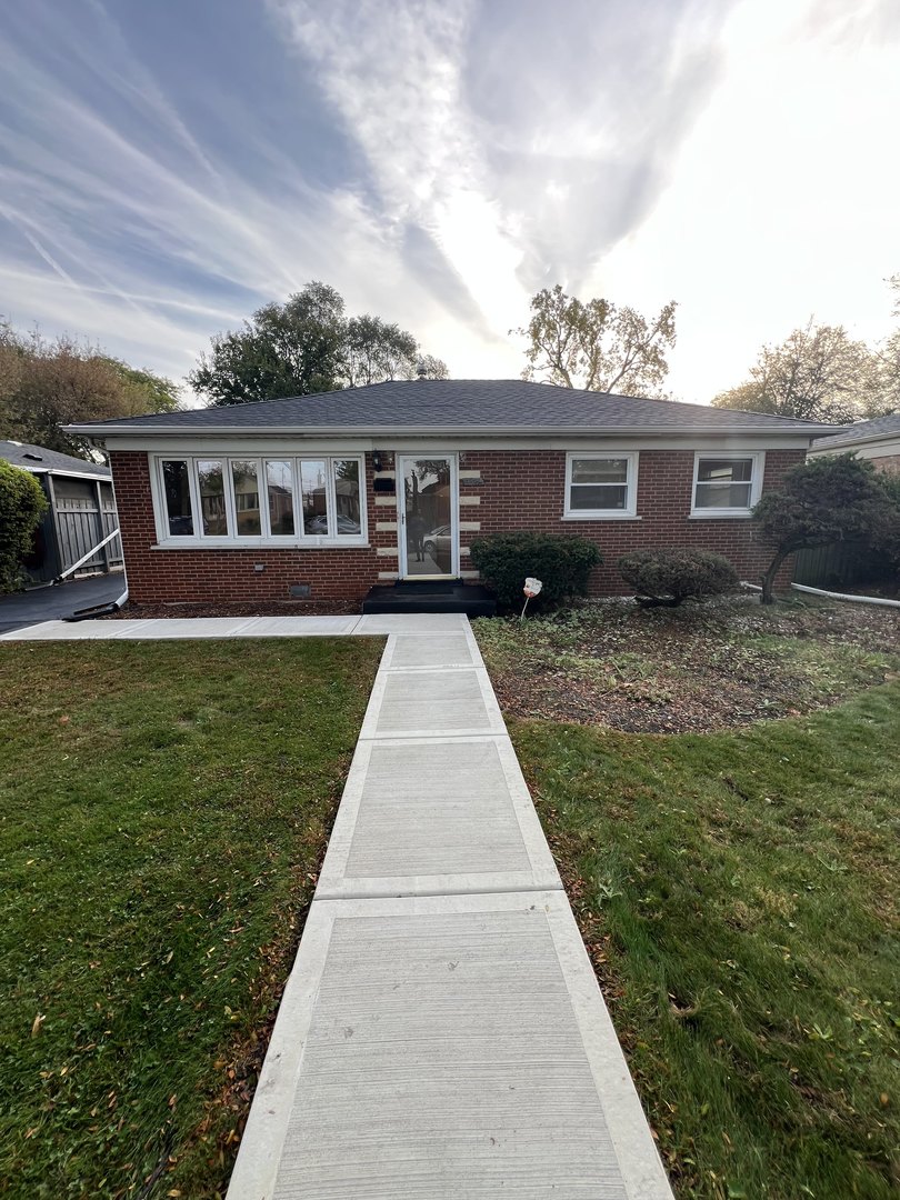 905 Grey Avenue Evanston Il Us 60202 Mrd12797119