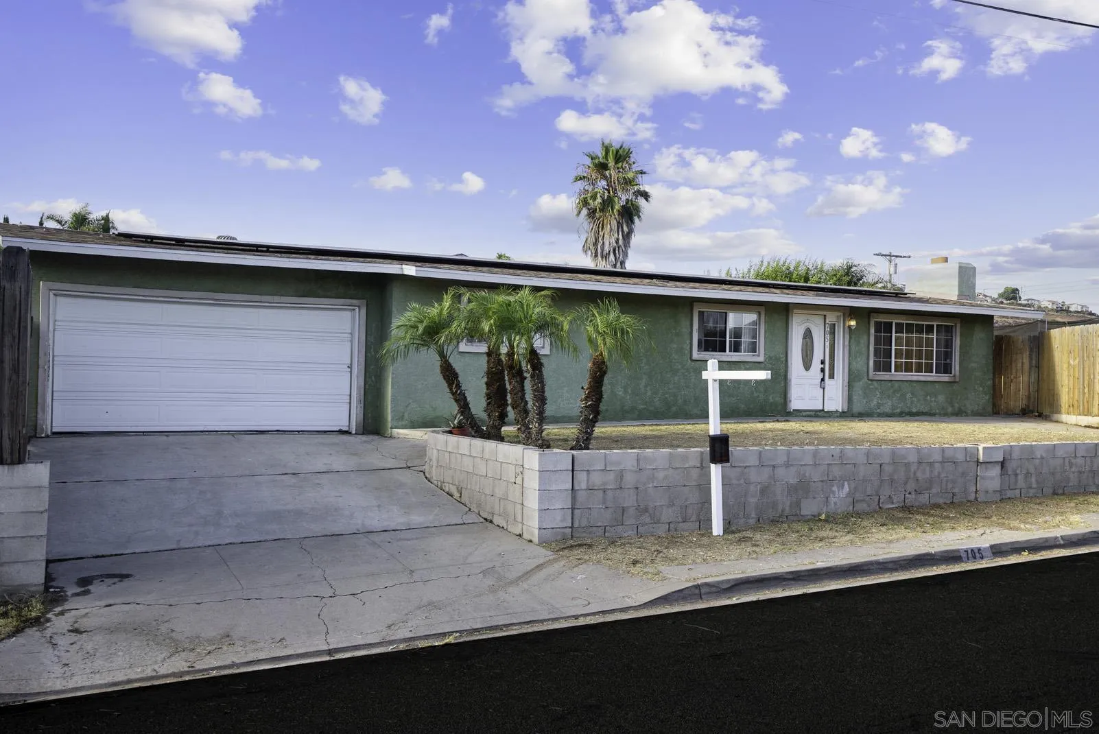 705 Maria Ave