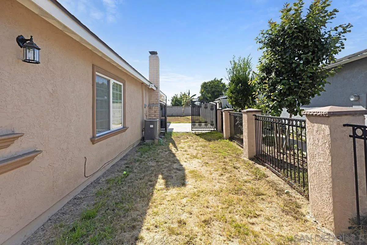 1624 Hartwell Court