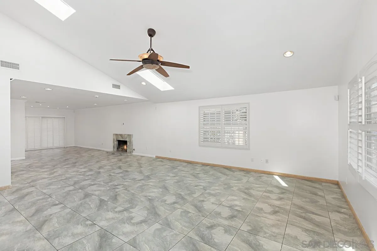 1624 Hartwell Court