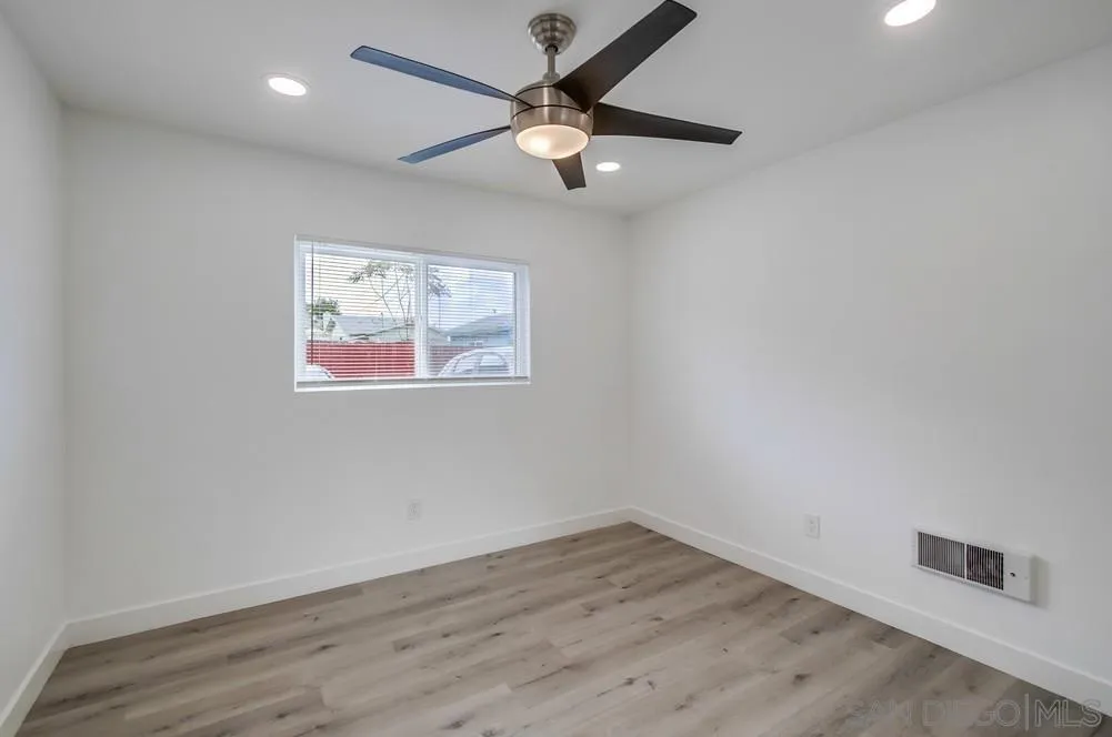4220 41st St Unit 3
