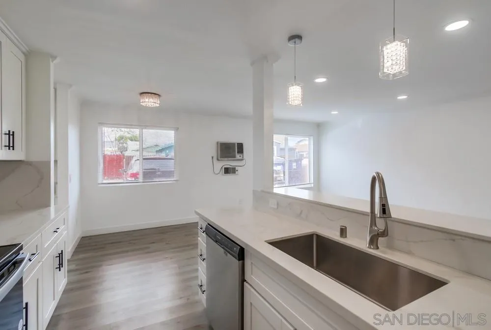 4220 41st St Unit 3