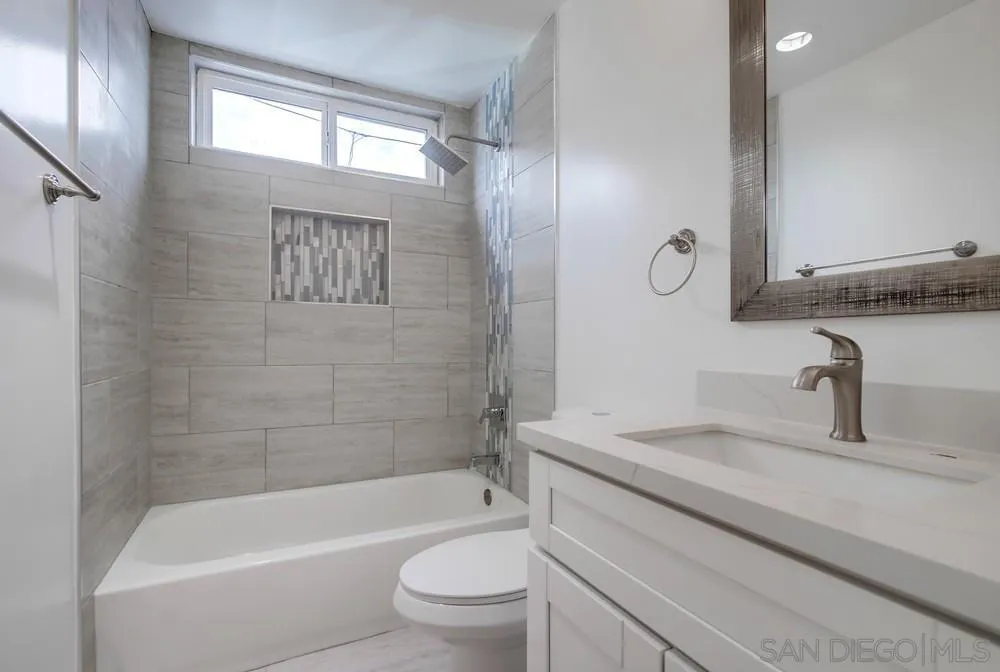 4220 41st St Unit 3
