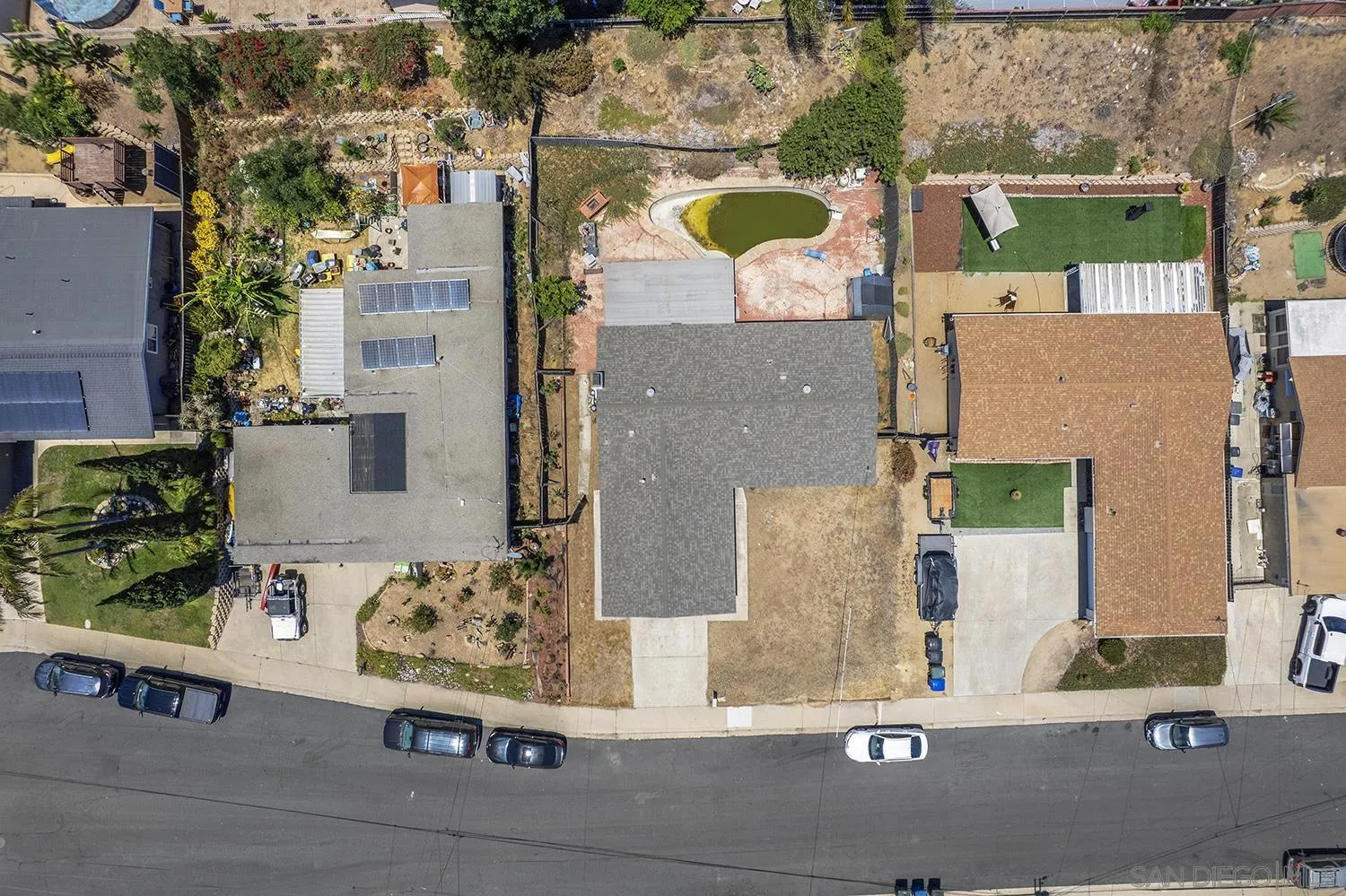 475 Rivera Ct