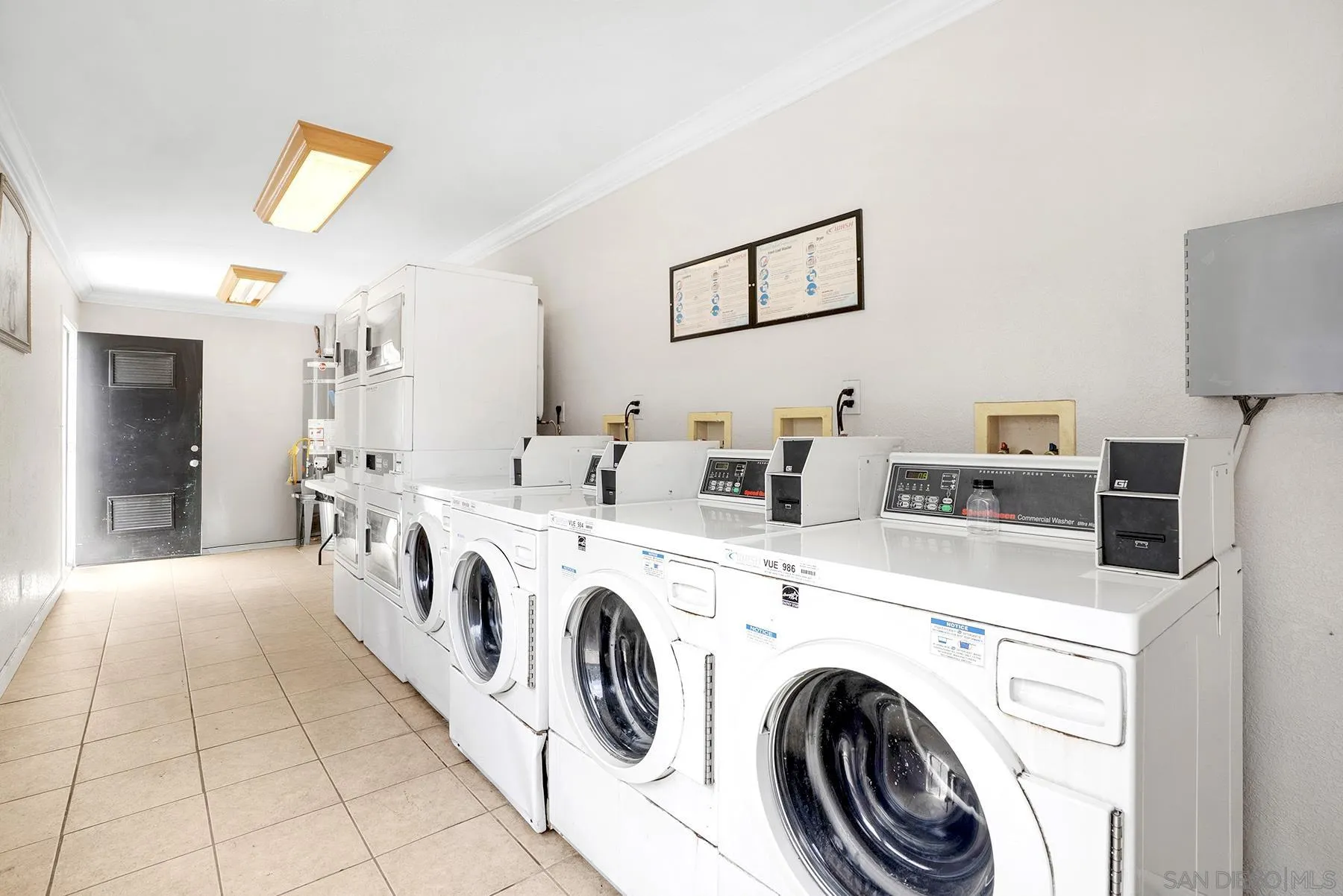 6602 Beadnell Way Unit 12