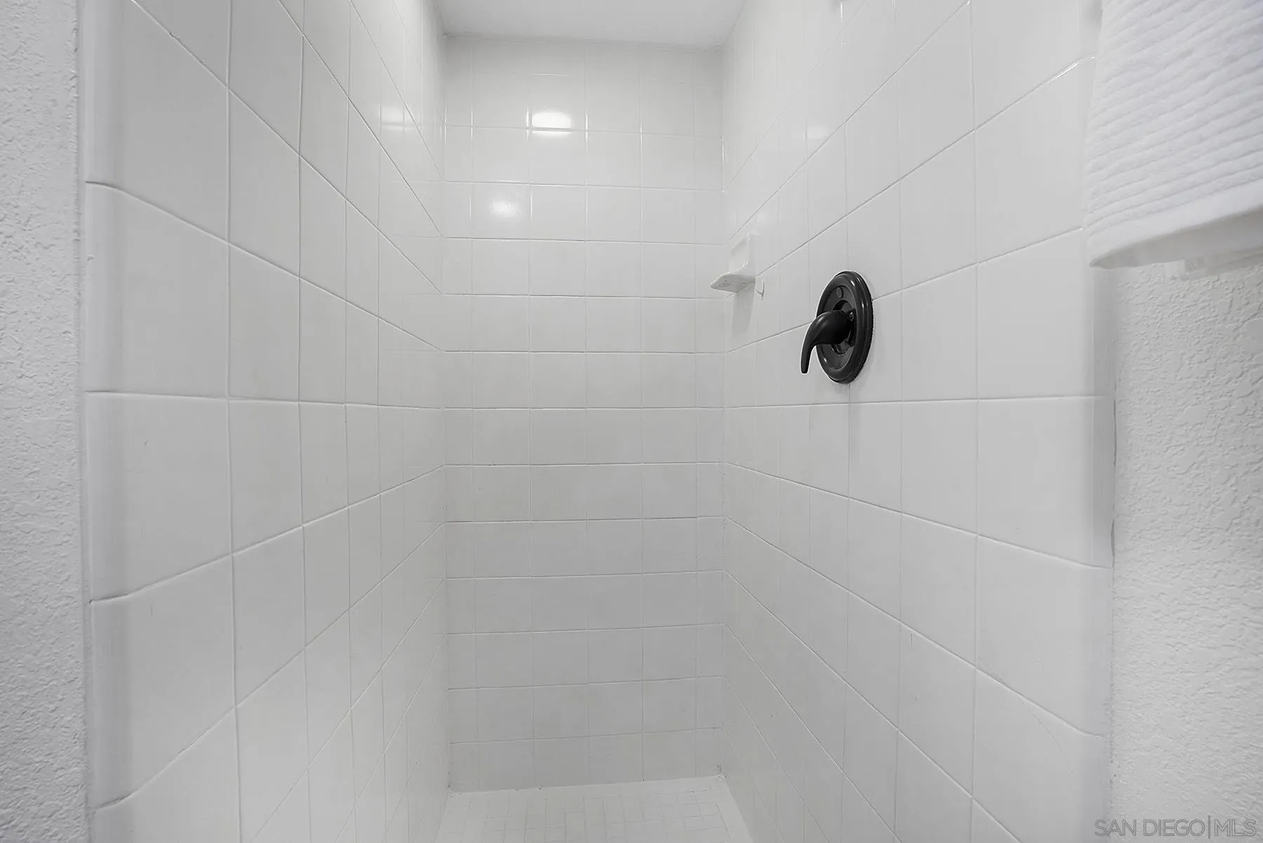 6602 Beadnell Way Unit 12