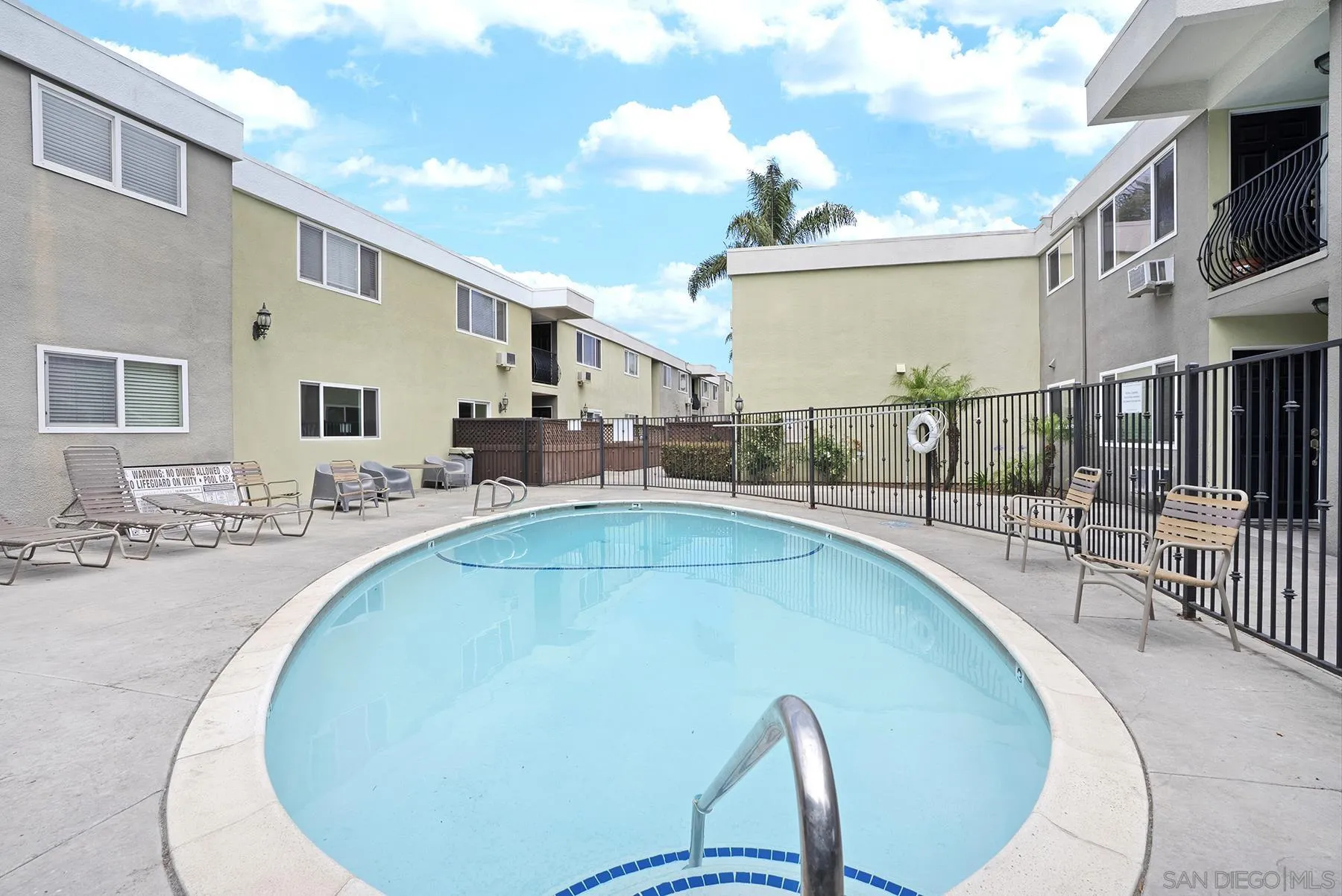 6602 Beadnell Way Unit 12