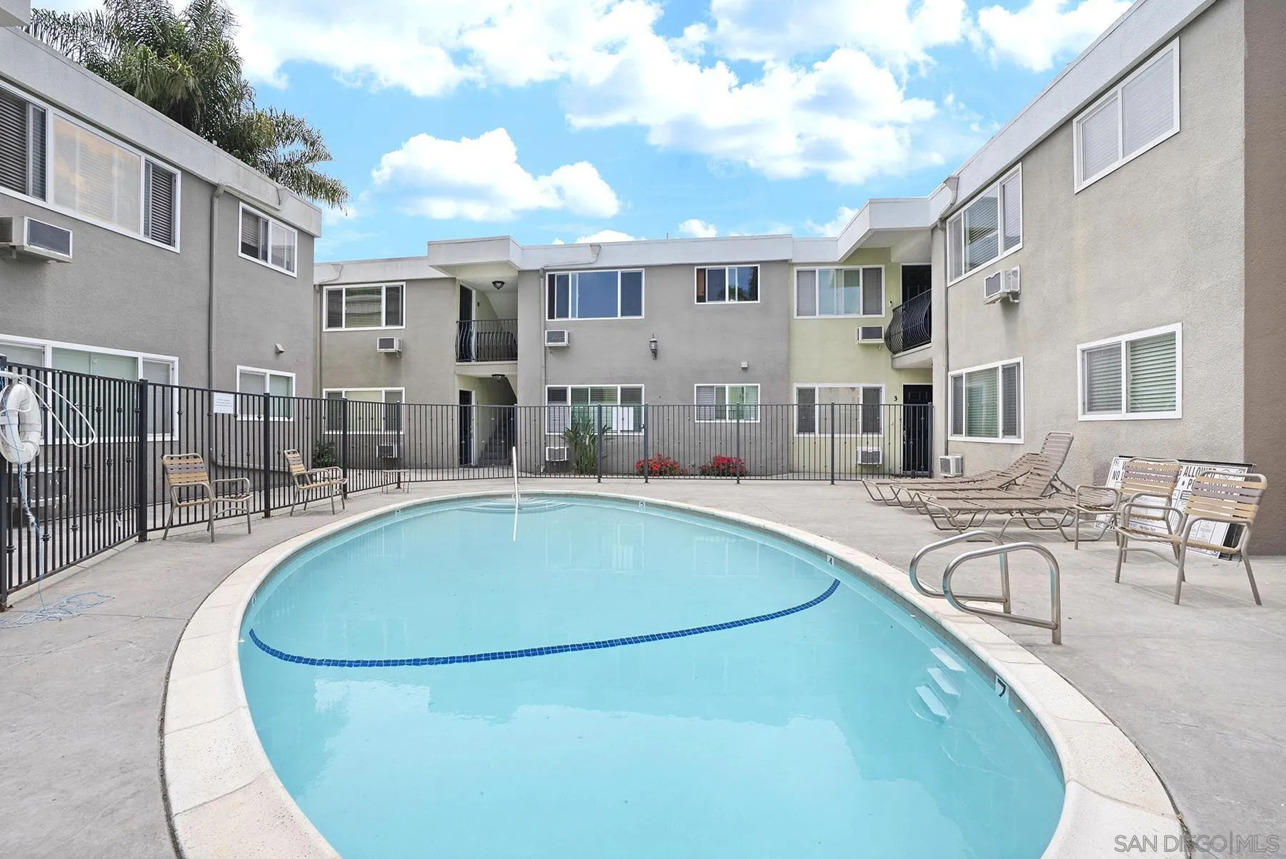 6602 Beadnell Way Unit 12