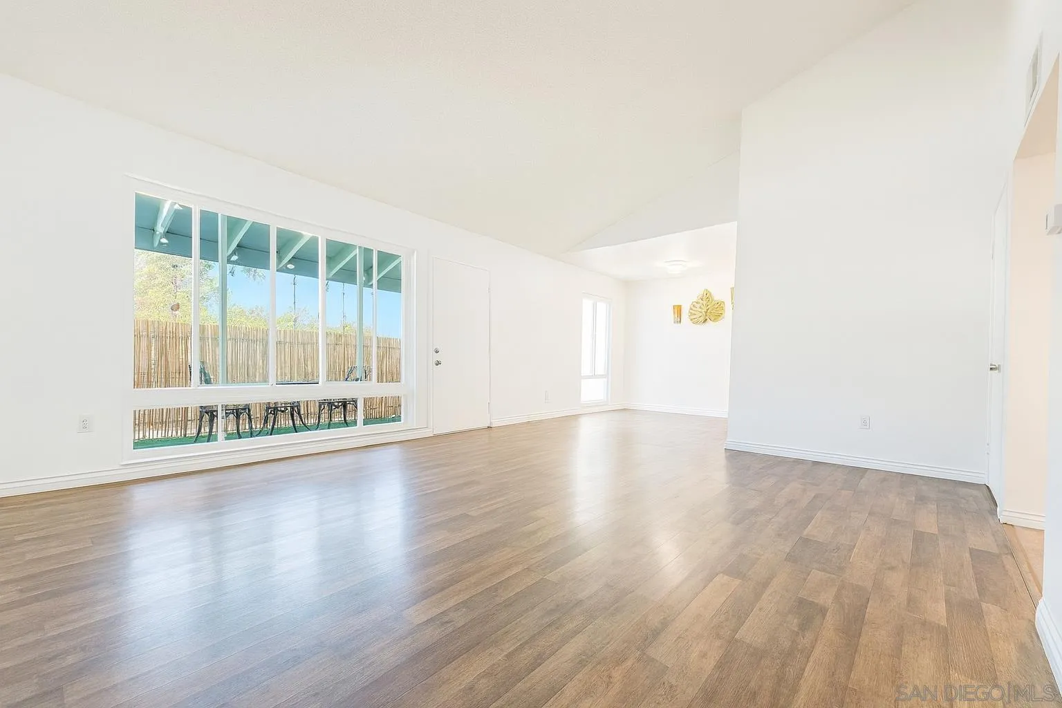 1817 E E Grand Ave Unit 56