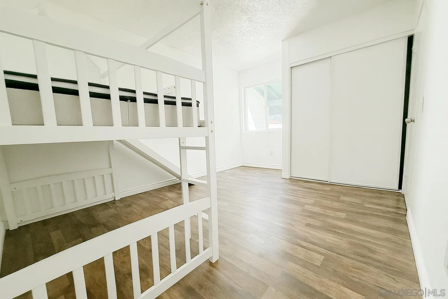 1817 E E Grand Ave Unit 56