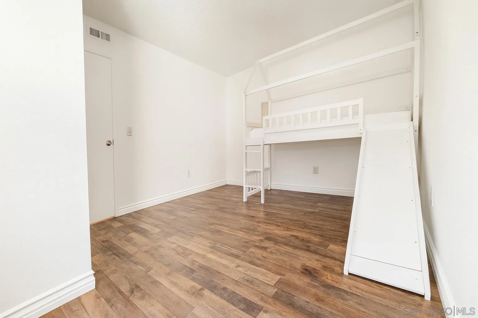 1817 E E Grand Ave Unit 56