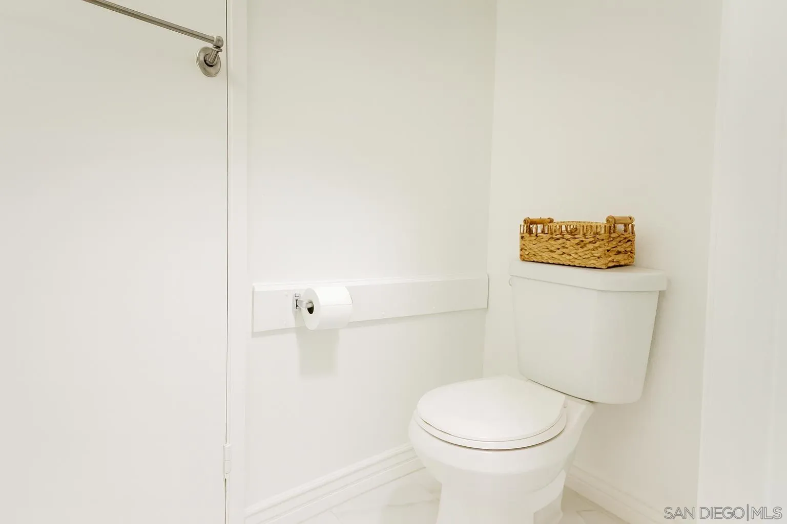 1817 E E Grand Ave Unit 56