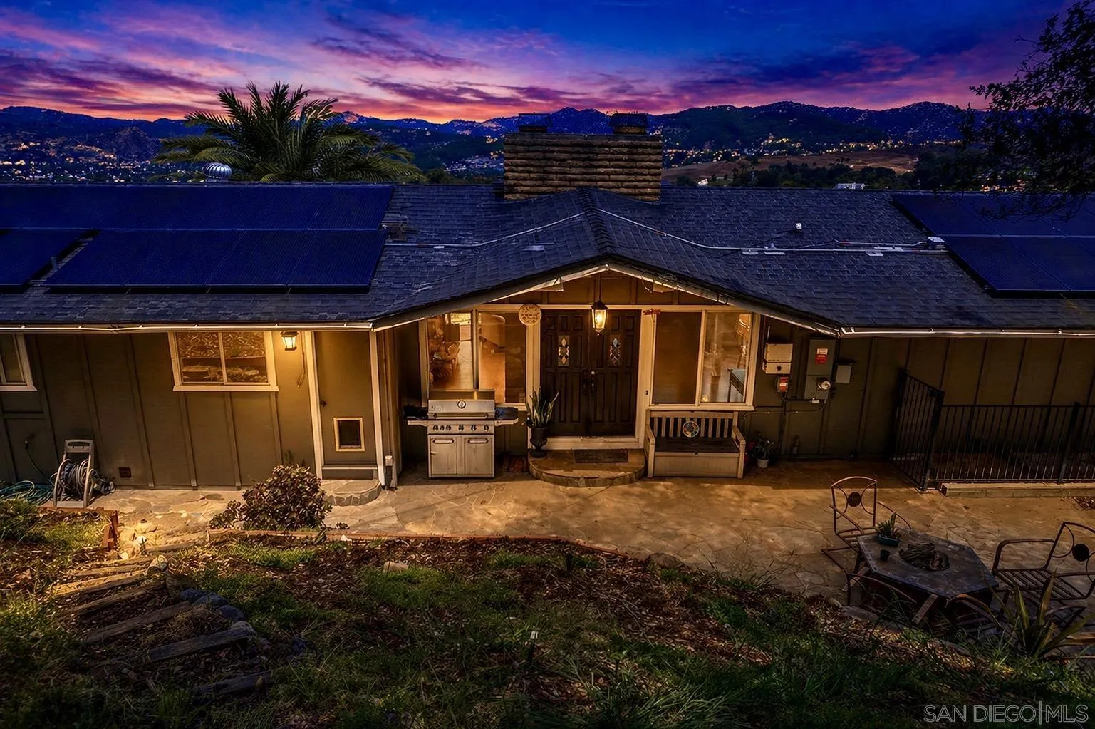 2373 Carroll Ln