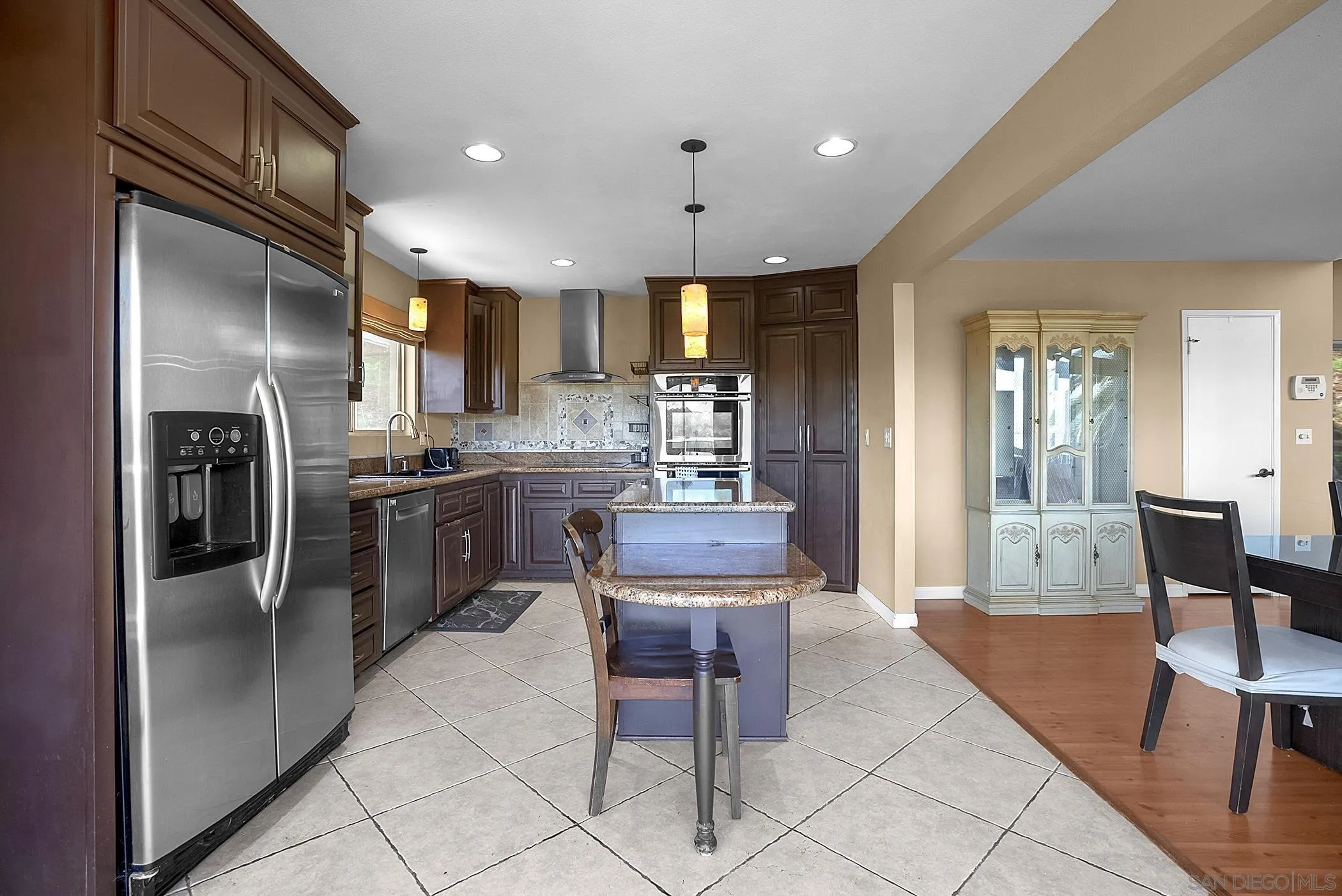 2373 Carroll Ln