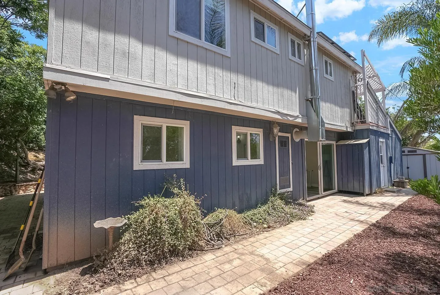 1912 Shirley Ln