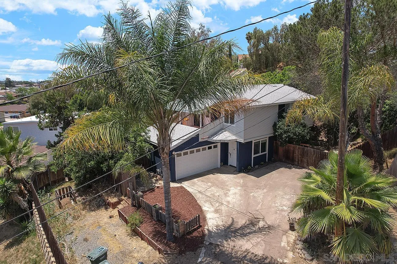 1912 Shirley Ln