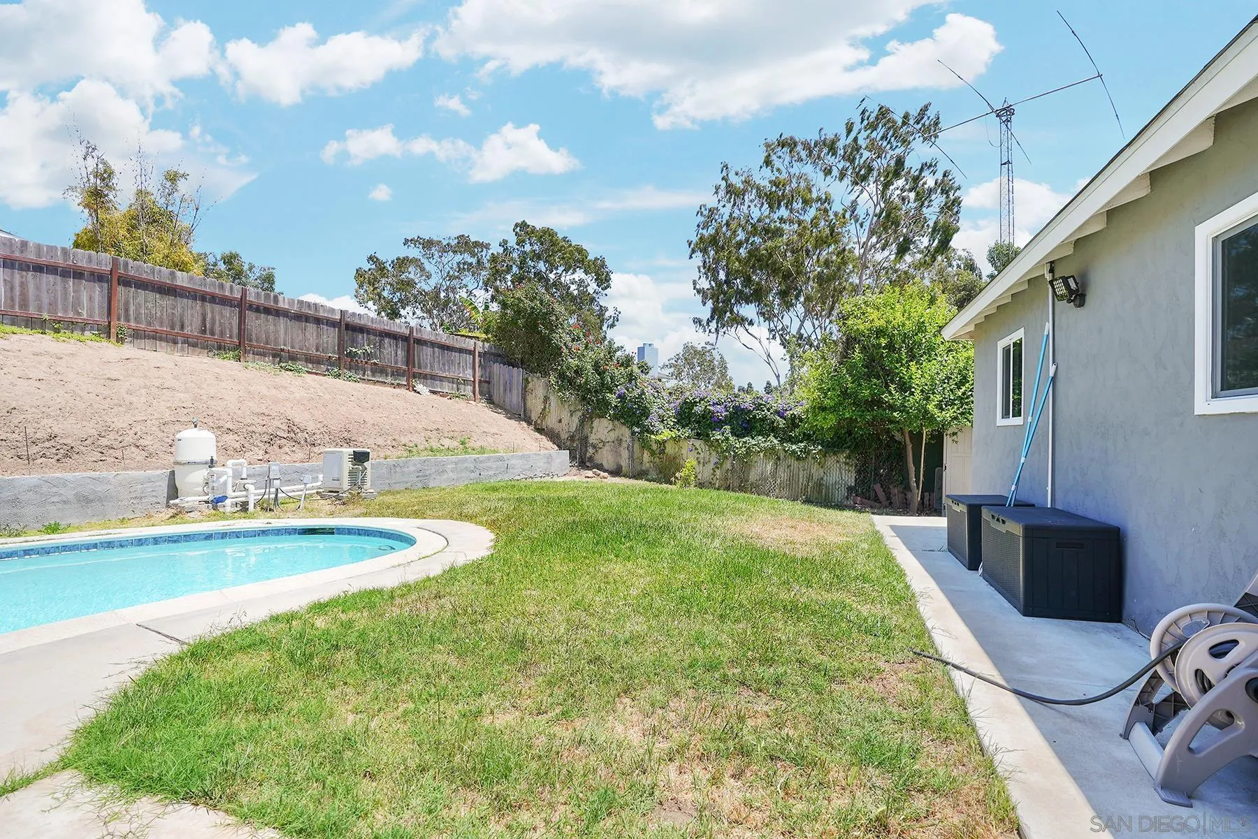 74 Vallecitos Way