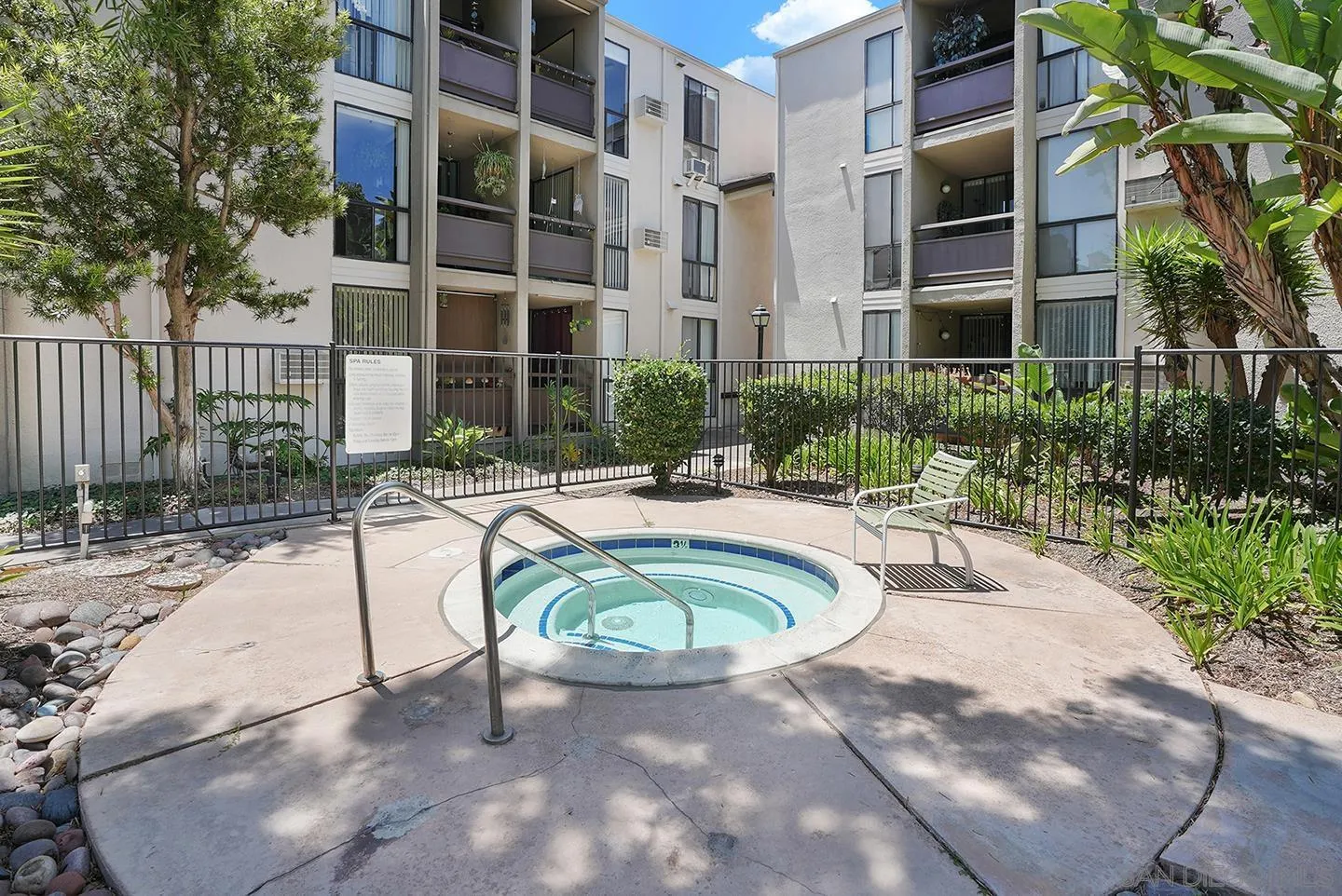 6930 Hyde Park Dr Unit 218