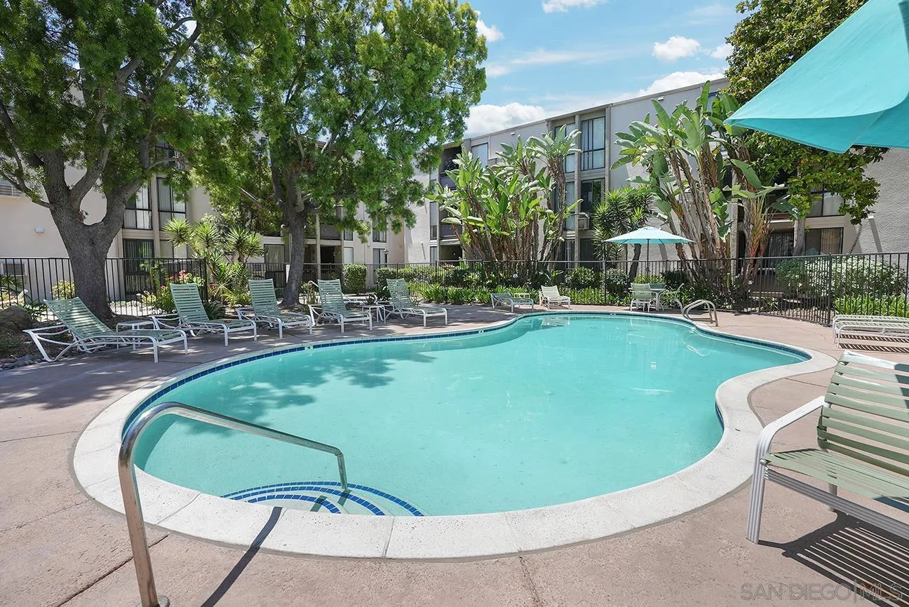 6930 Hyde Park Dr Unit 218