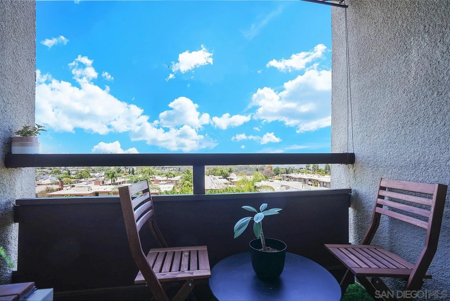 6930 Hyde Park Dr Unit 218
