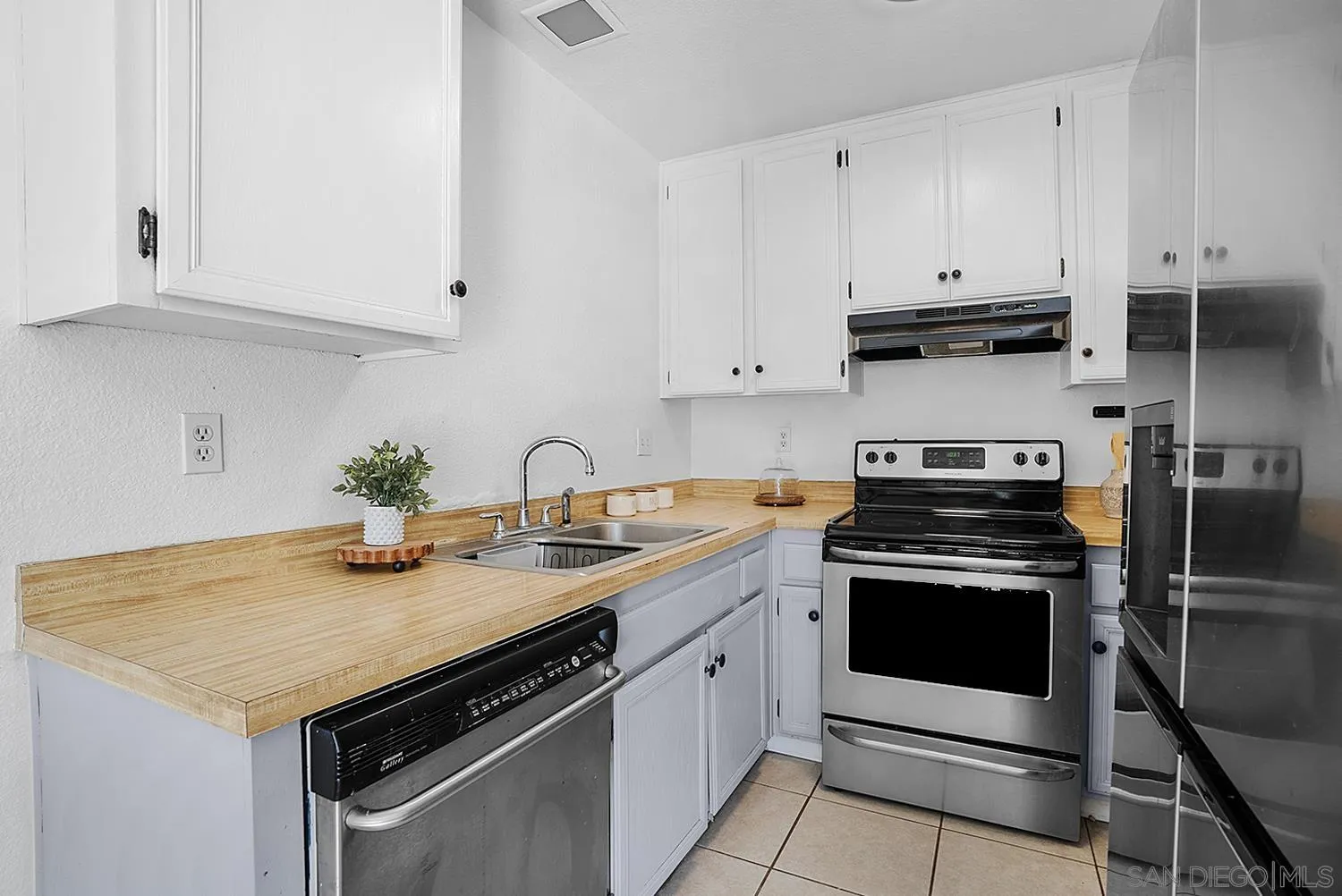 7471 Tooma St Unit Unit B