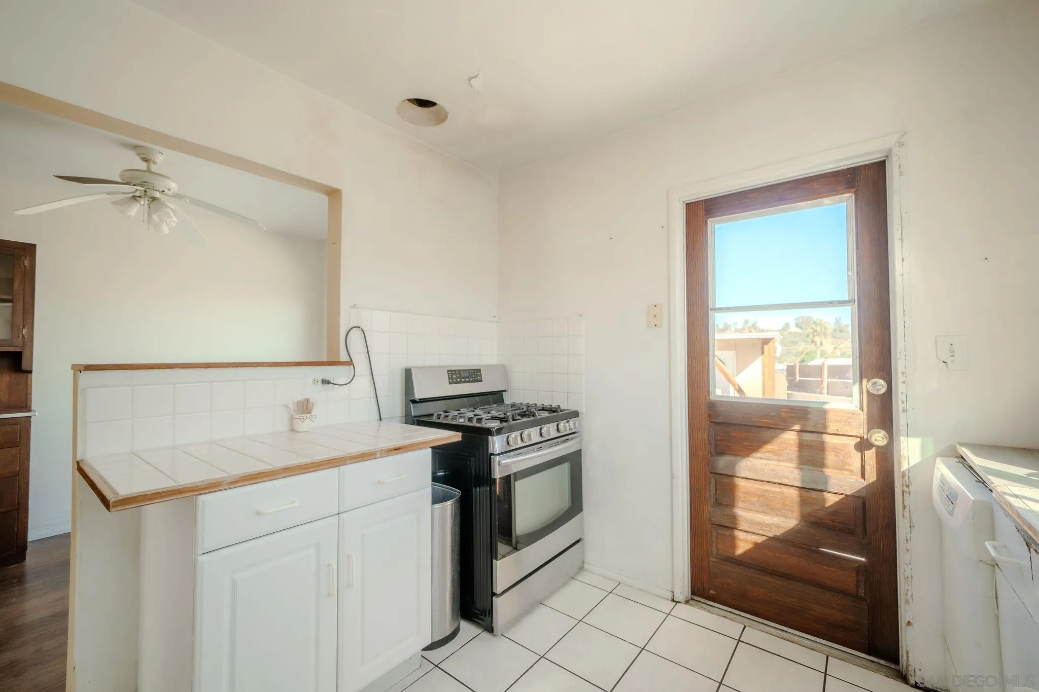 2361 Calle Tortuosa