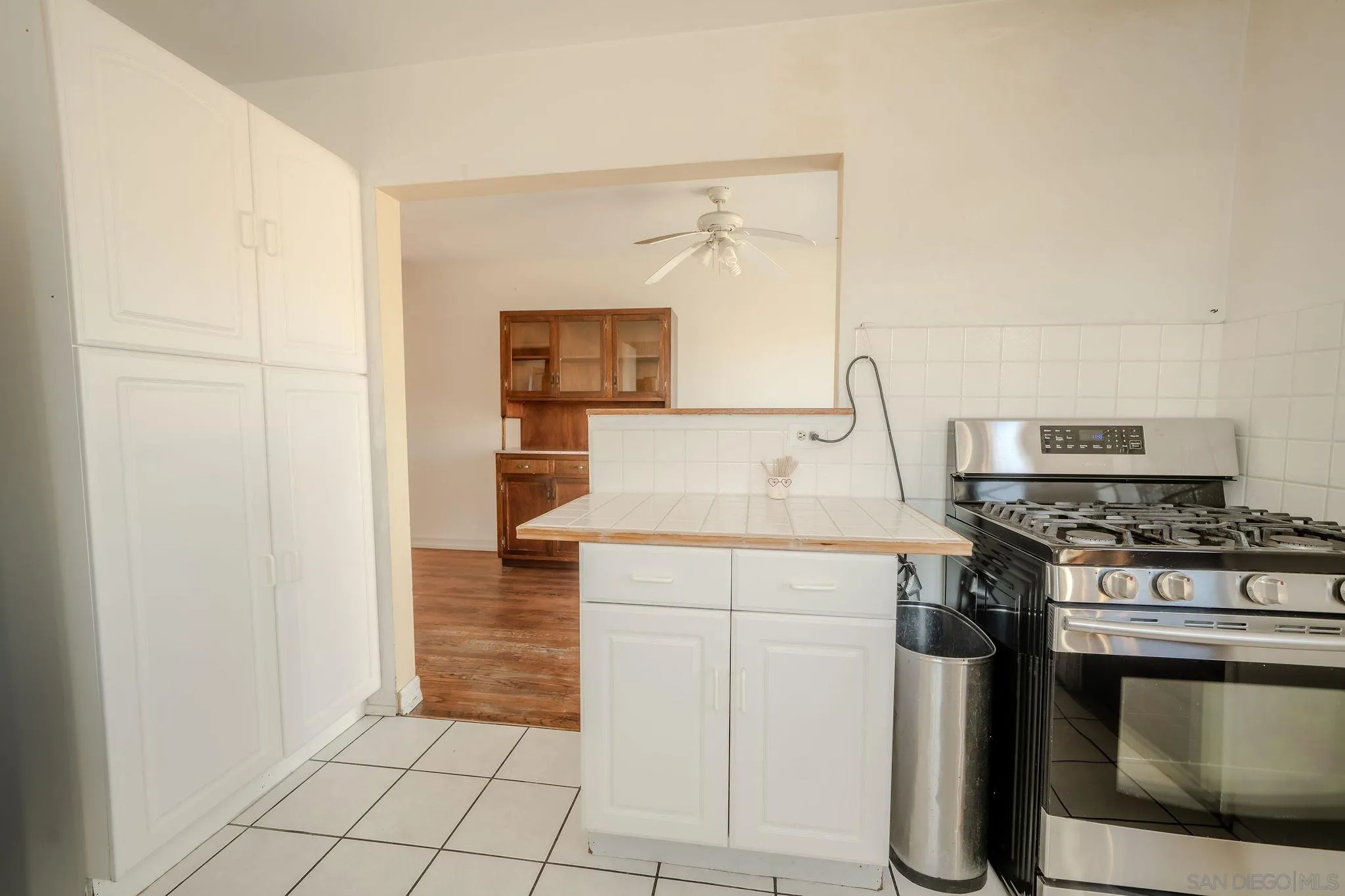 2361 Calle Tortuosa