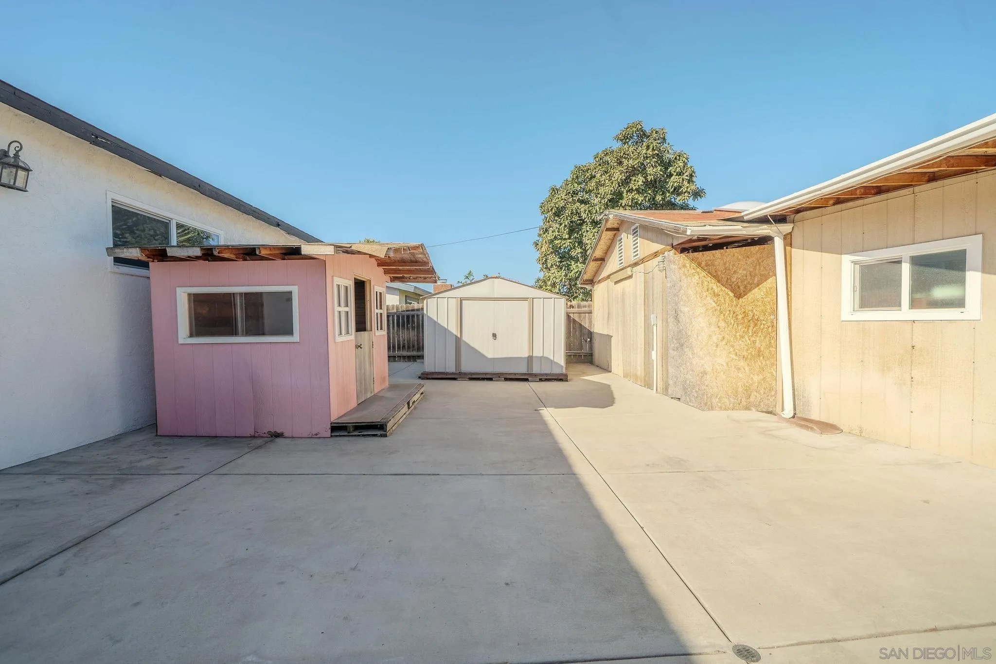 2361 Calle Tortuosa