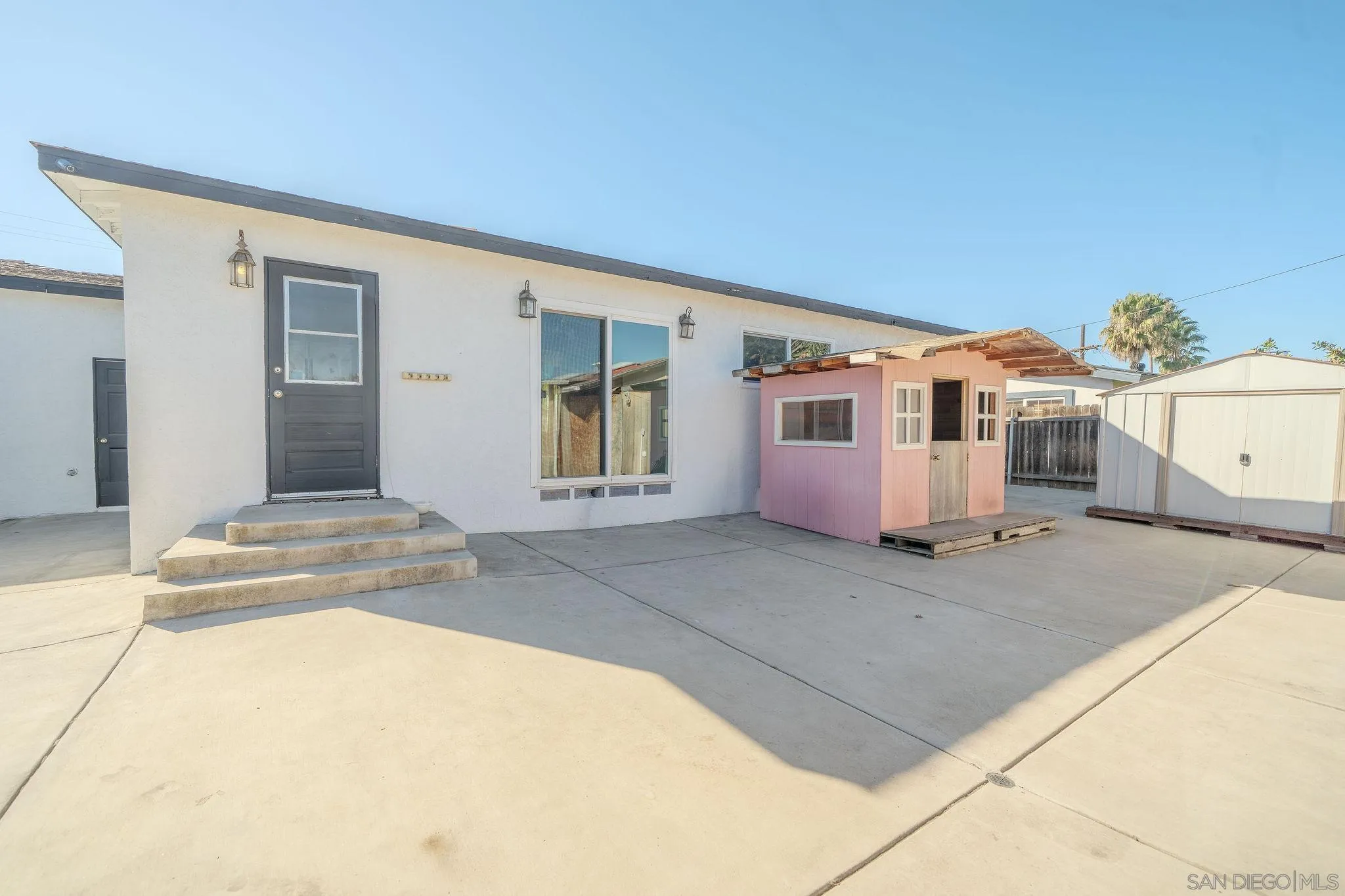 2361 Calle Tortuosa