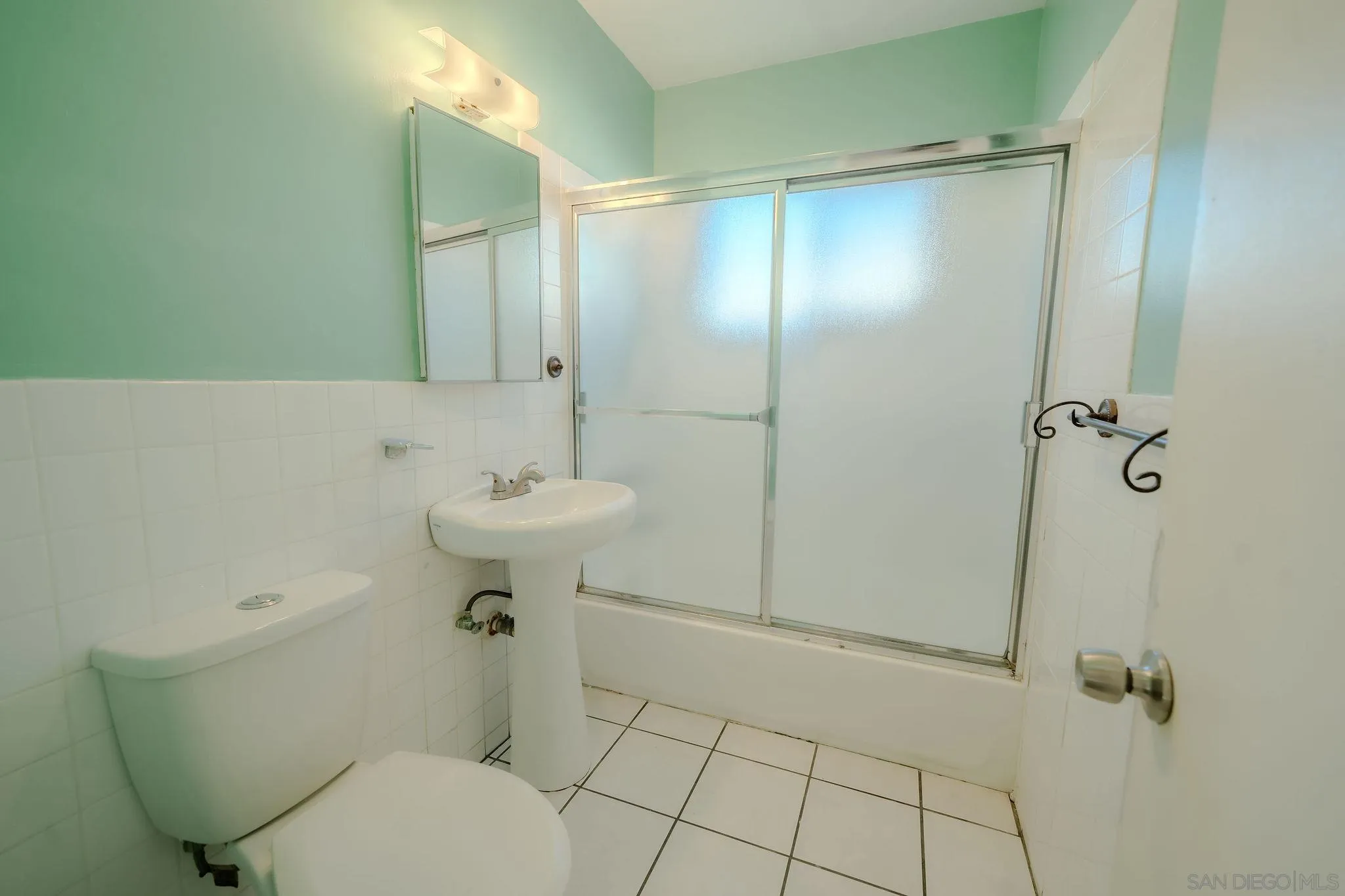 2361 Calle Tortuosa