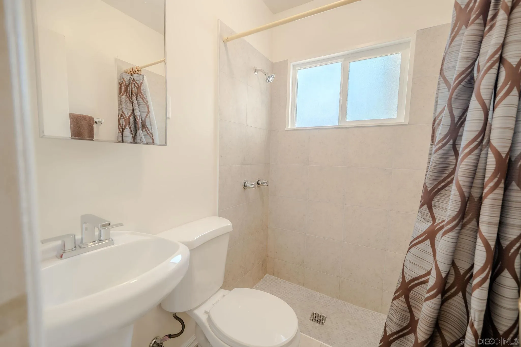 2361 Calle Tortuosa