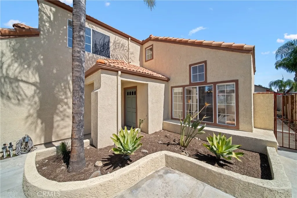 30317 Calle Belcanto