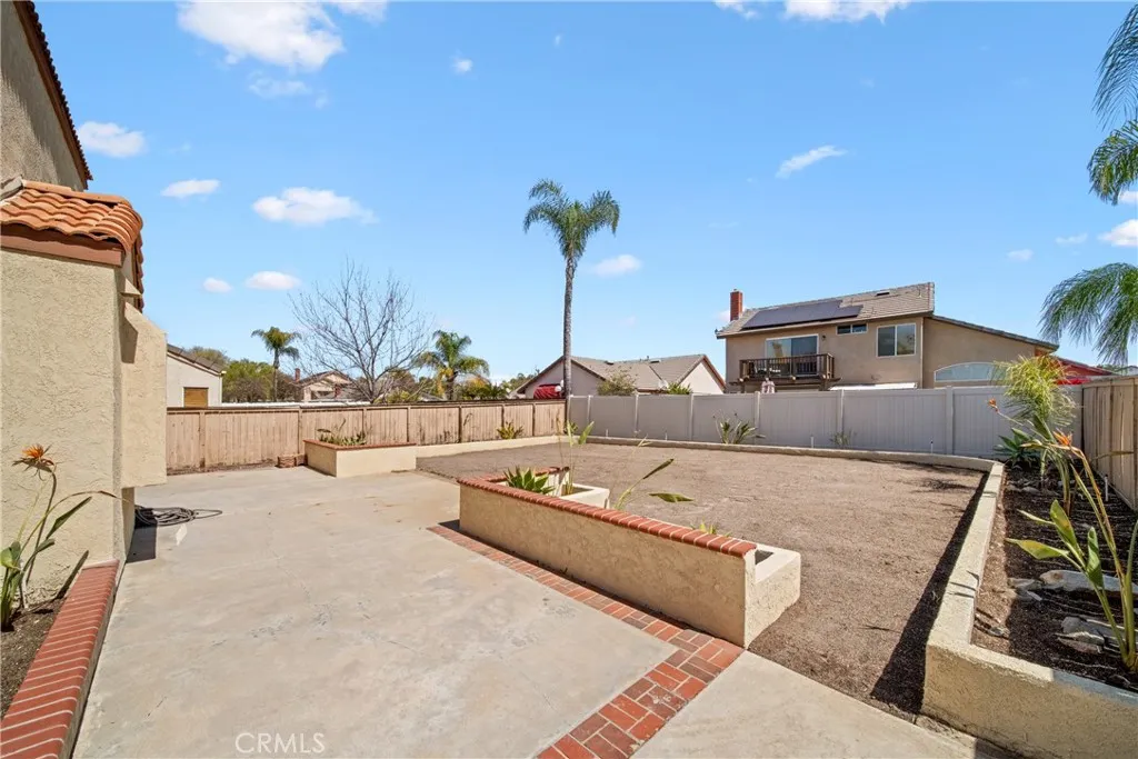 30317 Calle Belcanto