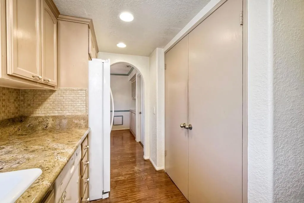 1366 Panorama Ridge Road, Oceanside