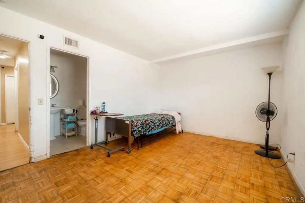 10181 Mayor Circle