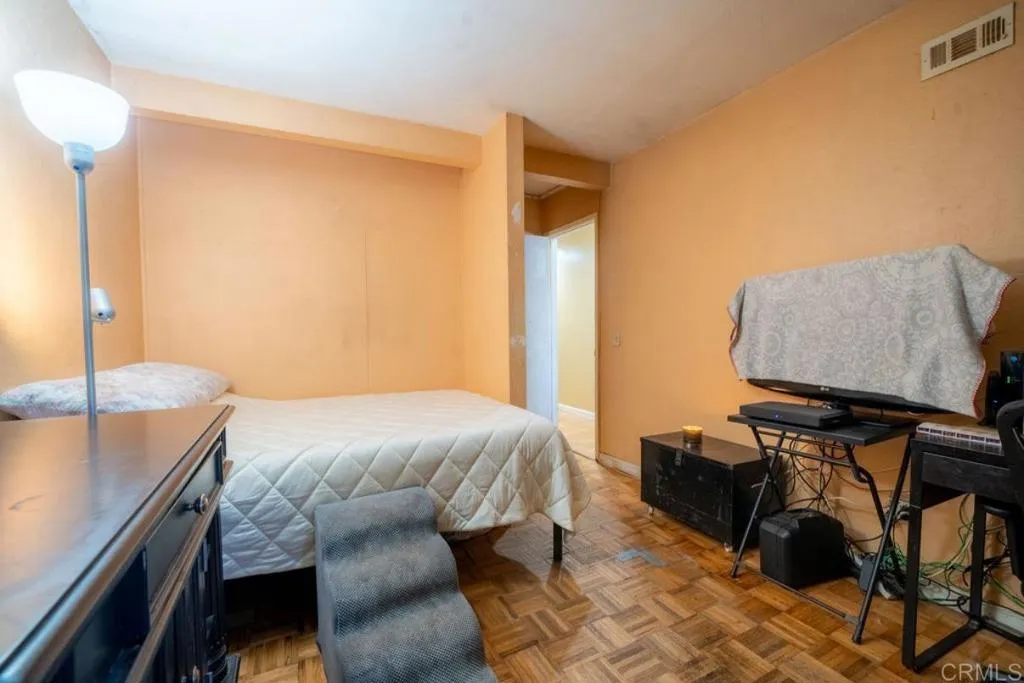 10181 Mayor Circle