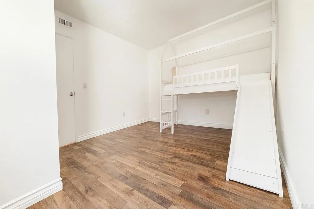 1817 E Grand Avenue Unit 56