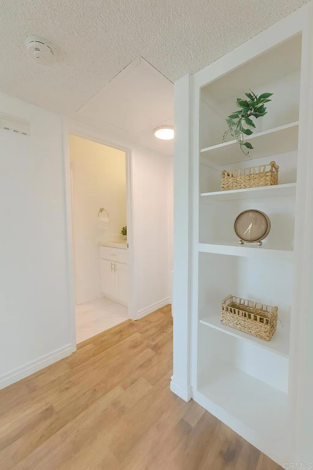 1817 E Grand Avenue Unit 56