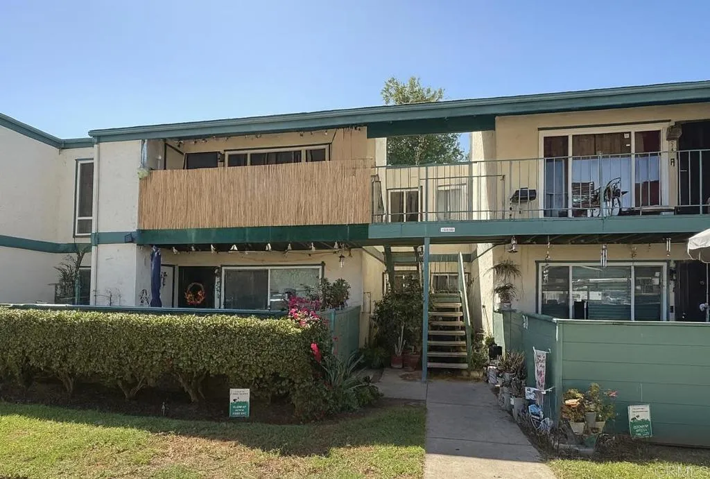 1817 E Grand Avenue Unit 56