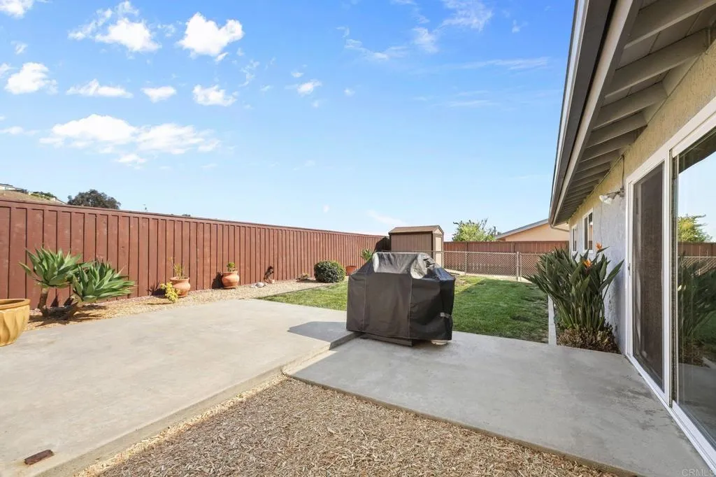 6415 Hayward Way