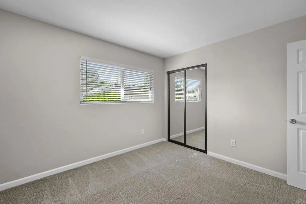 6415 Hayward Way