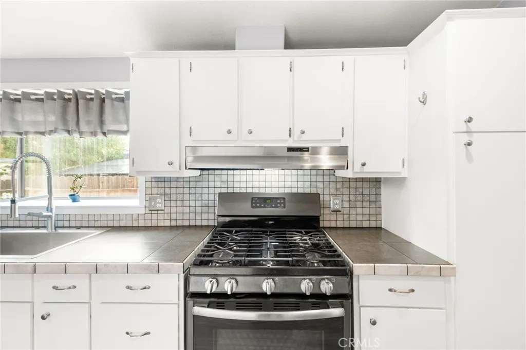 33422 Harvest Way East