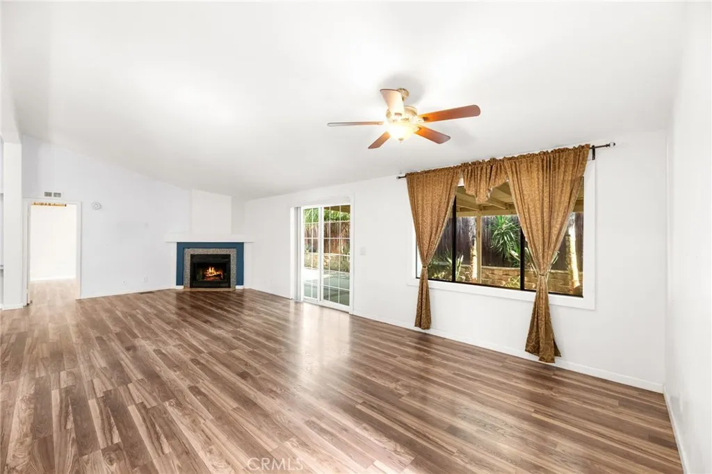 33422 Harvest Way East