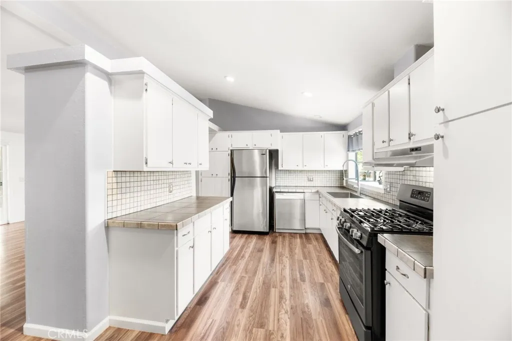 33422 Harvest Way East